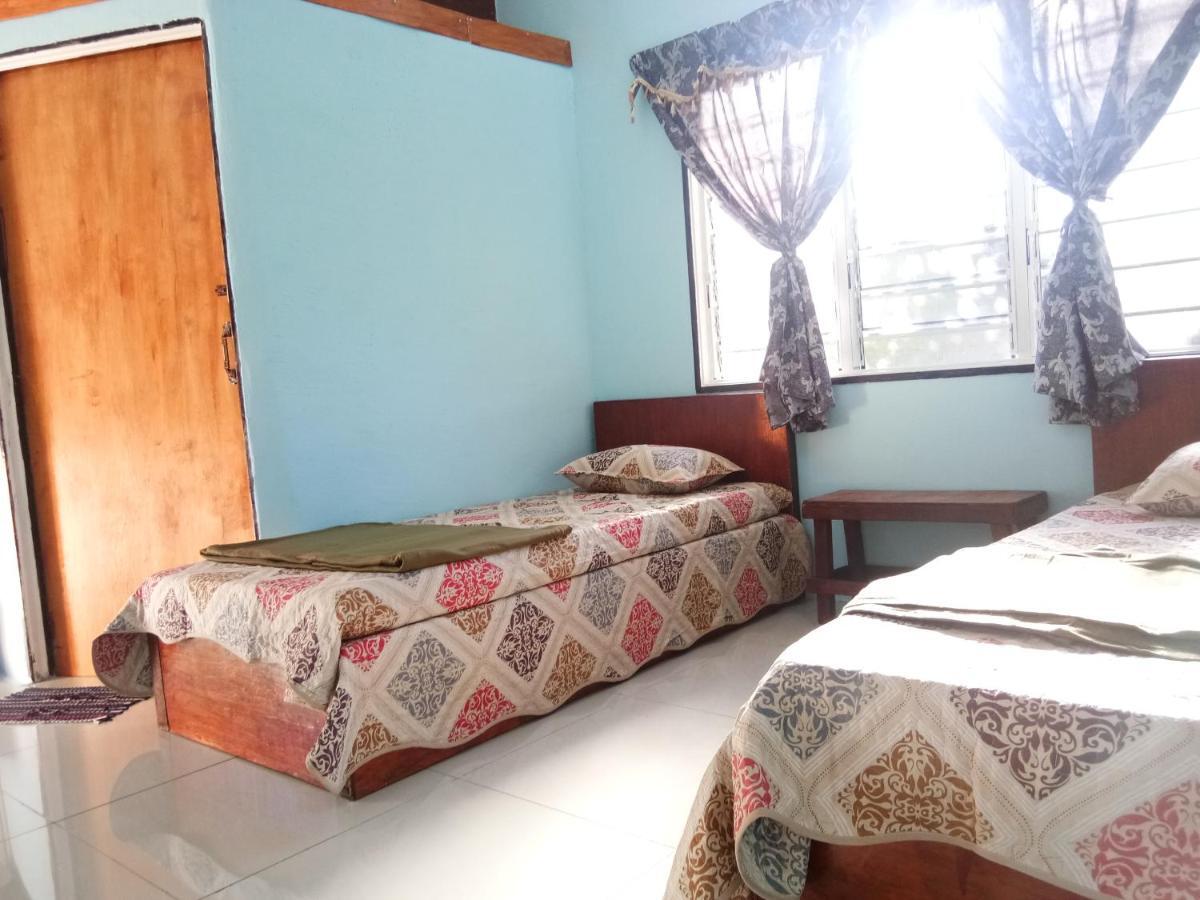 Roomstay Tok Abah A Kuala Rompin Dış mekan fotoğraf