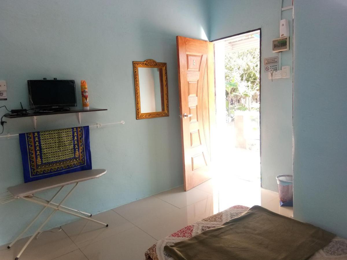 Roomstay Tok Abah A Kuala Rompin Dış mekan fotoğraf