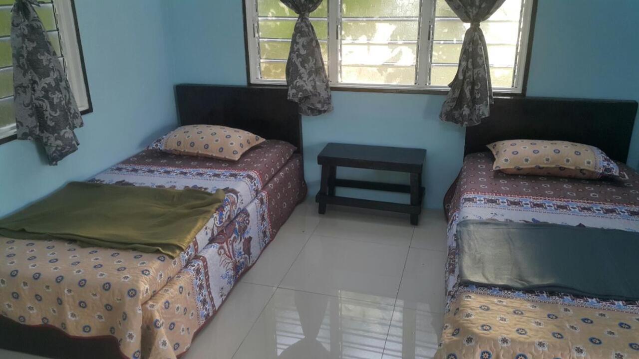 Roomstay Tok Abah A Kuala Rompin Dış mekan fotoğraf